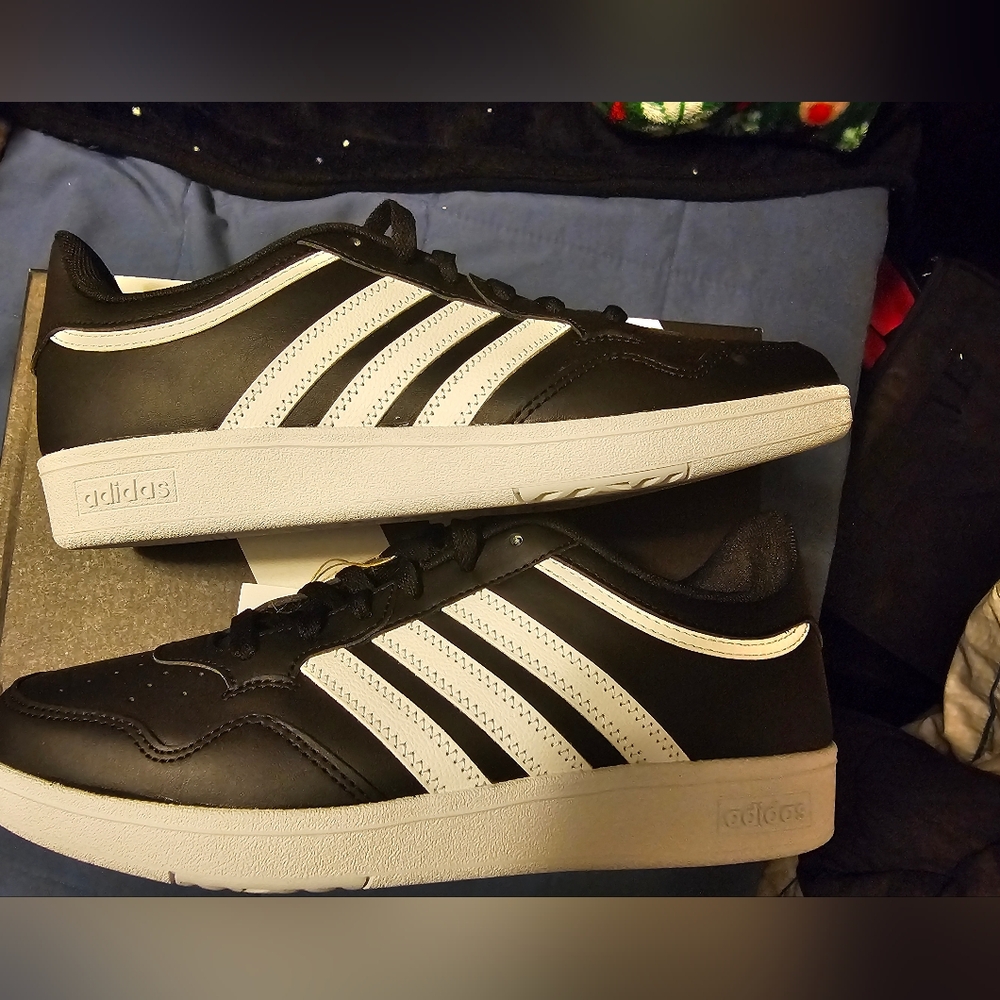 adidas Unisex-Adult Hoops 4.0 Basketball Shoes Size Men 8 Women 9 Brand New - Picture 6 of 10